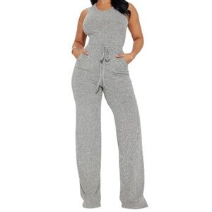 [Fashion Nova] Women's Heather Gray Sleeveless Jumpsuit
